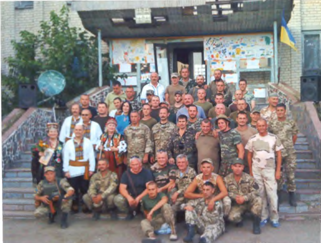 Донецька область. В районі бойових дій. 72 ОМБР. 2015 рік